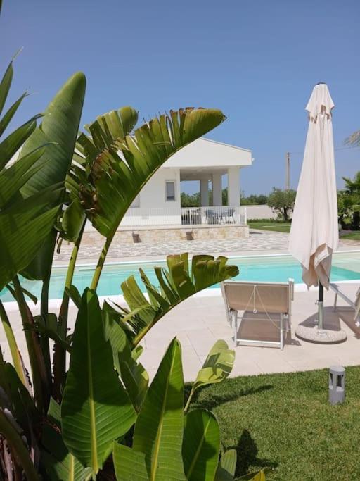 Malia Holiday Villa Conversano Exteriör bild